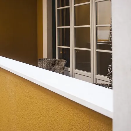 Chiado Deluxe By Architecture Tote Ser Apartment
