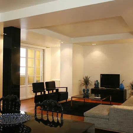 Holidaylovers Chiado Deluxe Appartement *