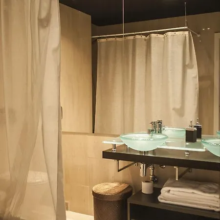 Holidaylovers Chiado Deluxe *