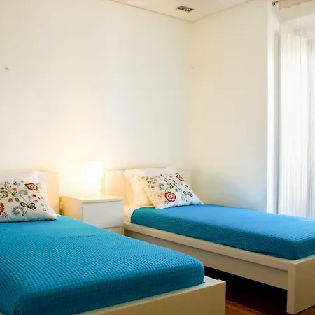 Holidaylovers Chiado Deluxe *