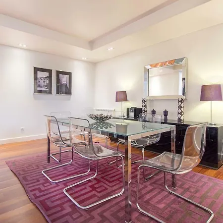 Holidaylovers Chiado Deluxe Apartamento