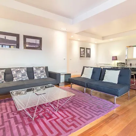 Holidaylovers Chiado Deluxe Apartamento *